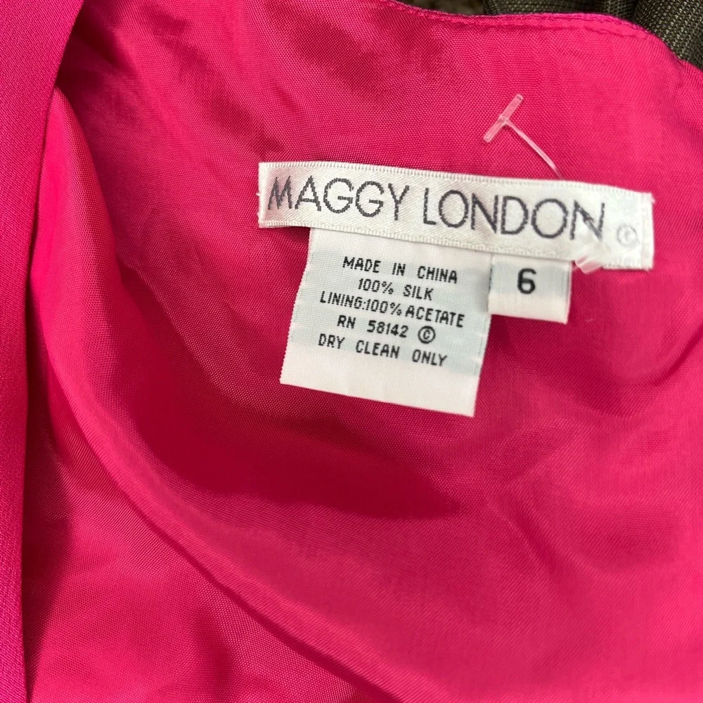 100% silk Maggy London Pink wrap dress - Picture 6 of 11